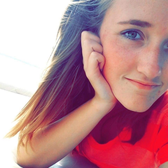 Meet your Posher, Sedona - Picture 1 of 1